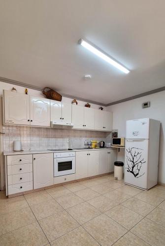 1APT11-20240629_123510