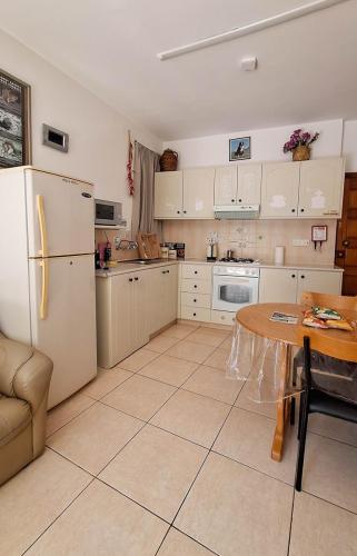 2APT17-20240619_154754
